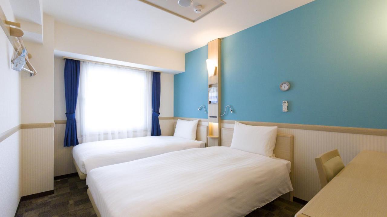 Toyoko Inn Shin-Aomori-Eki Higashi-Guchi Exterior photo