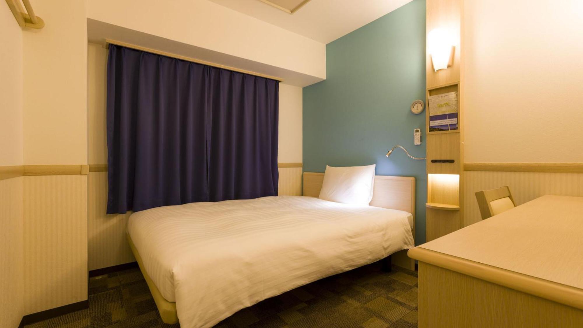 Toyoko Inn Shin-Aomori-Eki Higashi-Guchi Room photo