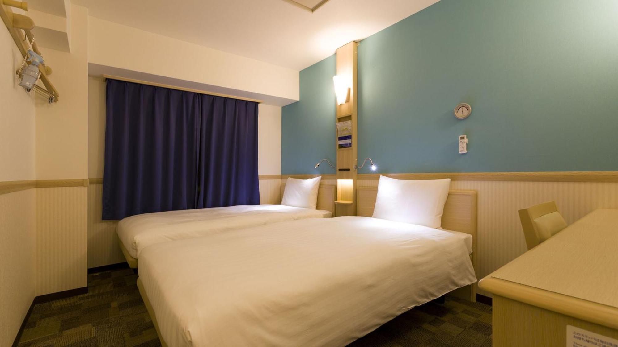 Toyoko Inn Shin-Aomori-Eki Higashi-Guchi Room photo
