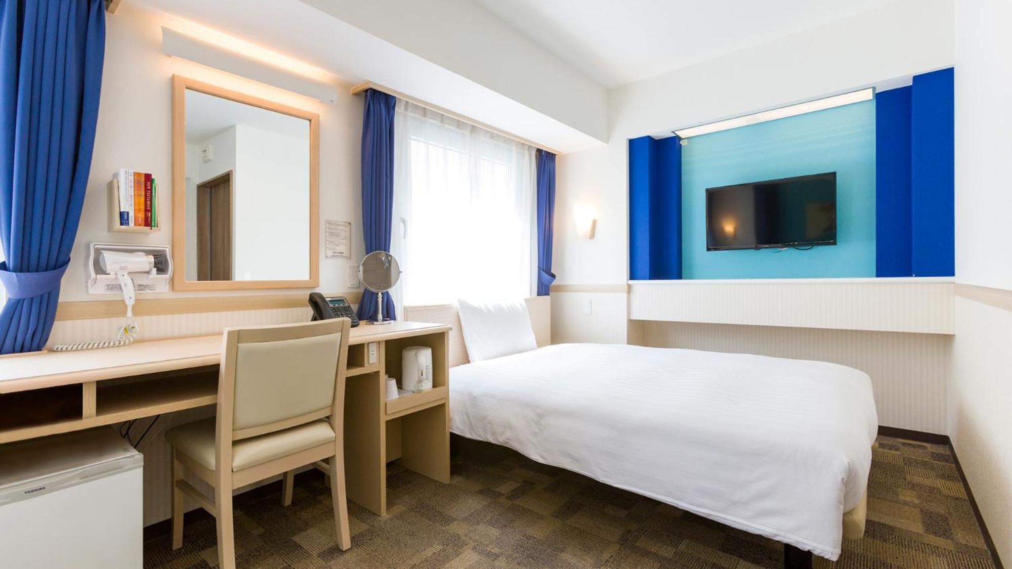 Toyoko Inn Shin-Aomori-Eki Higashi-Guchi Room photo